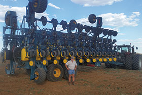 Hyflo folds seed planter wings - 2nd Quarter 2016 - Motion Control